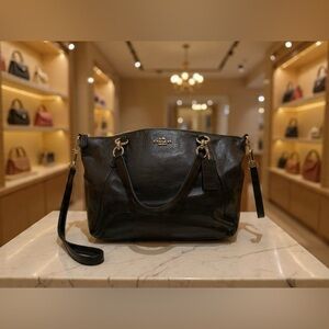 Coach Black Pebbled Leather Tote Bag Shoulder Crossbody Gold Hardware Purse